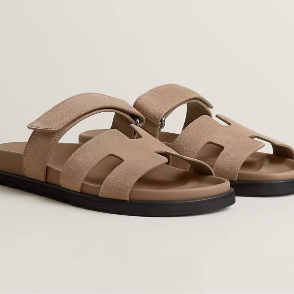 Size 38.5EU NIB HERMÈS Beige Sable Suede Women’s Chypre Sandals